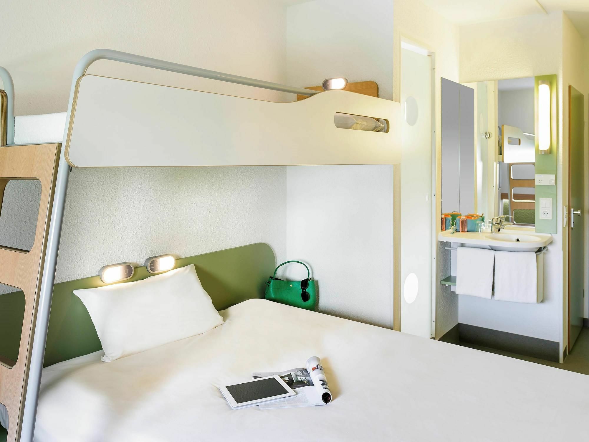 ibis budget Paris Porte de Vincennes Buitenkant foto